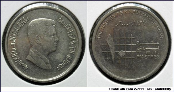 10 piastres.
2000