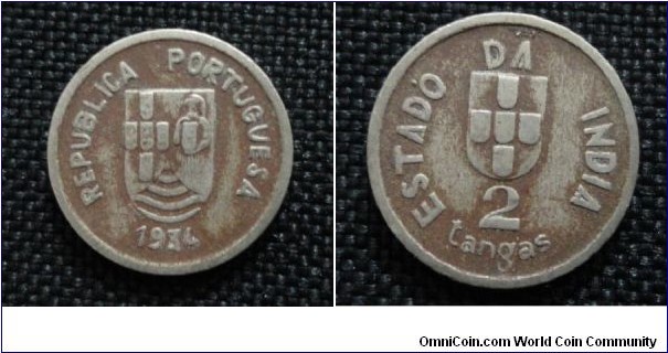 I want to know the value of this coin.anybody help me answers at shahanez@gmail.com or find us on 	http://facebook.com/shahnezek