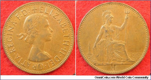UK Penny. 1967. Date obliterated; incuse H stamp in exergue. ONE PENNY absent and no signs of it being erased. Real or doctored? Curiosity. UK VF. Comments welcome.