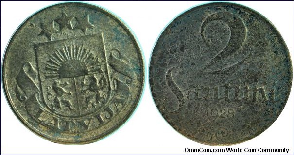 Latvia 2Santimu-km2-1928