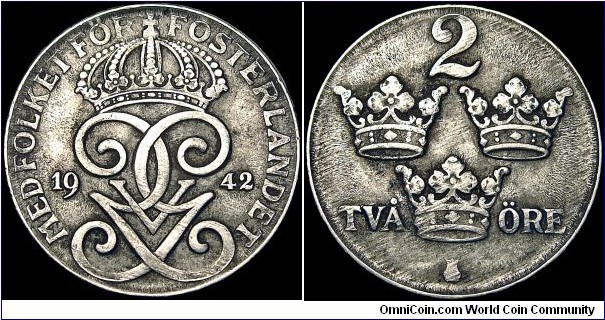 Sweden - 2 Öre - 1942 - Weight 3,5 gr - Iron - Size 21 mm - Thickness 1,5 mm - Alignment Medal (0°) - Ruler / Gustaf V Adolf (1907-50) - Edge : Plain - Mintage 9 343 350 - Reference KM# 811 (1942-50)