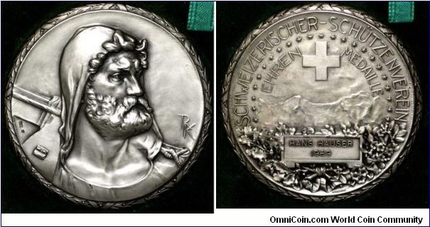 1969 in Thun Schweizerischer Schutzenverein Ehrenmedaille by R. Kissing/G. Hantz/Huguenin. Silver 66MM./154.6 gm.
